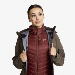 Radical Insulate Vest Women Earth -Pause Camping 0bfd4fb8 53f4 433e ba34 05c8fea520fc scaled