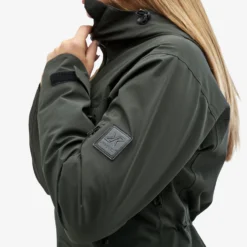 Monsoon Jacket Women Pirate Black -Pause Camping 1b756578 04ea 4050 b7d3 145590fd9cb6 scaled