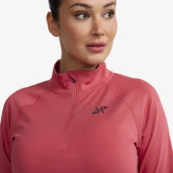 Prep Half-zip Top Women Holly Berry -Pause Camping 1d473942 61a0 4437 9bef 6f225f91c803 scaled