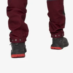 Nordwand Highwaist Stretch Trousers Women Burgundy -Pause Camping 239199af d820 44bb ae29 db8f8b417af5 scaled