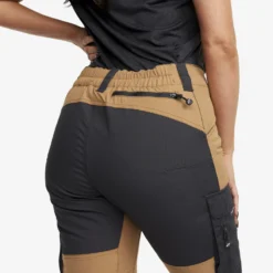 RVRC GP Trousers Women Toasted Coconut -Pause Camping 596c427b d04a 4603 9a50 dd69c156626b scaled