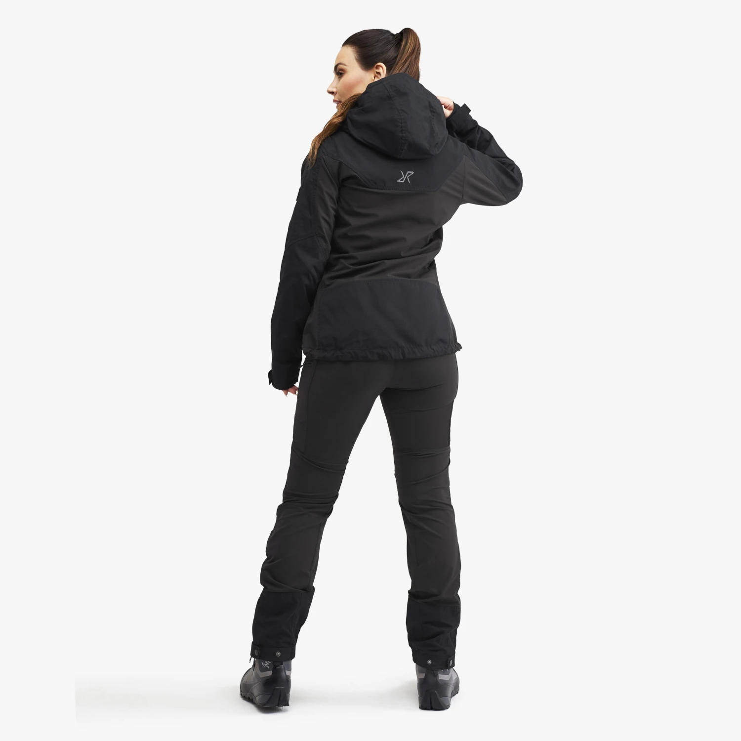 Wander Pro Jacket Women Black 3 Wander Pro Jacket Women Black - Image 3