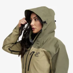 Silence Proshell Jacket Women Aloe 6 Silence Proshell Jacket Women Aloe -Pause Camping 72c3bd8e 7f5d 406a 9fd9 64bef11a3ce9 scaled