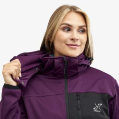 Hybrid Jacket 2.0 Women Dark Purple Rain -Pause Camping b6fd41ba 17af 4010 a1f4 48258efecacc scaled
