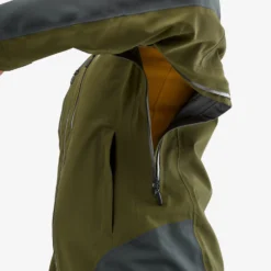 Silence Proshell Jacket Women Dark Olive 2.0 -Pause Camping d1956533 0759 45b6 8a48 7033cc6fa569 scaled
