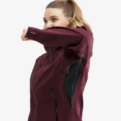 Cyclone Rescue Jacket 2.0 Women Burgundy -Pause Camping dd7e16a8 5c6d 4301 bc79 5bd2905ab9cd scaled