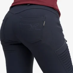 Pusher Outdoor Jeans Women Navy -Pause Camping e4276470 0cc5 41c1 86c4 92a9da90edc0 scaled