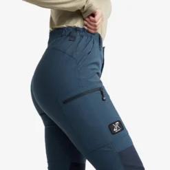 Nordwand Highwaist Stretch Trousers Women Moonlit Ocean -Pause Camping ed5210d6 b8cb 427d b061 43d49cb59ca6 scaled