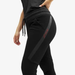 Street Jogger Women Black -Pause Camping fb978354 9f11 47ec a46b 0a26ff455d21 scaled