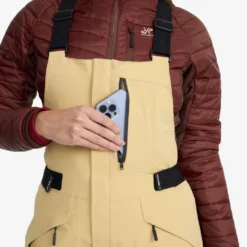 Atlas 3L Ski Bib Trousers Women Lark -Pause Camping ff68a8e7 d5f7 4c16 995e ef8ff2b03e8b scaled